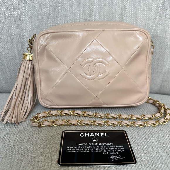 CHANEL Handbags - 💯 CHANEL Pink Beige Matelasse Chain Lambskin Leather Fringe Shoulder Bag w/ auth